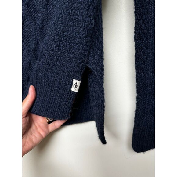 ABERCROMBIE & FITCH Navy Wool/Alpaca Blend Cable Crewneck Sweater, Sz XS - Picture 4 of 10
